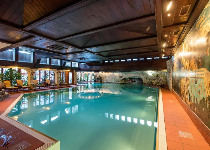 Alex Alpine - & Sports