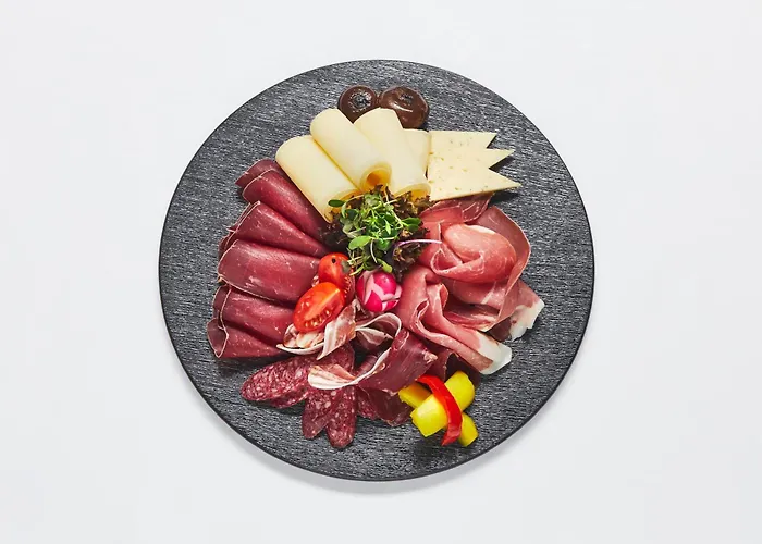 Alex Alpine - & Sports