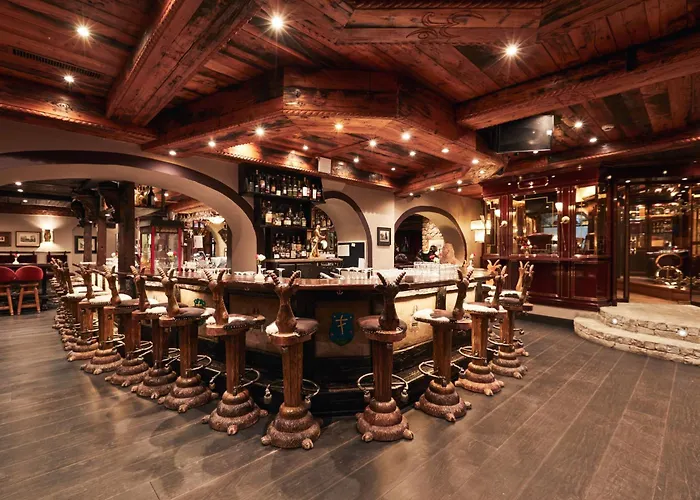 Alex Alpine - & Sports 4*