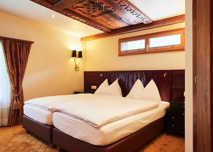 Alex Alpine - & Sports