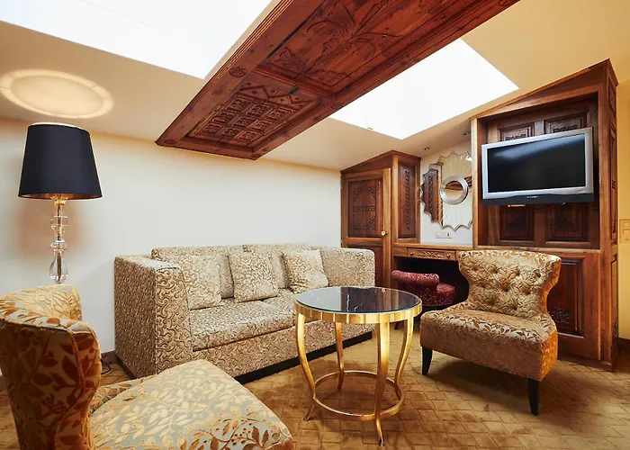 Alex Alpine - & Sports מלון